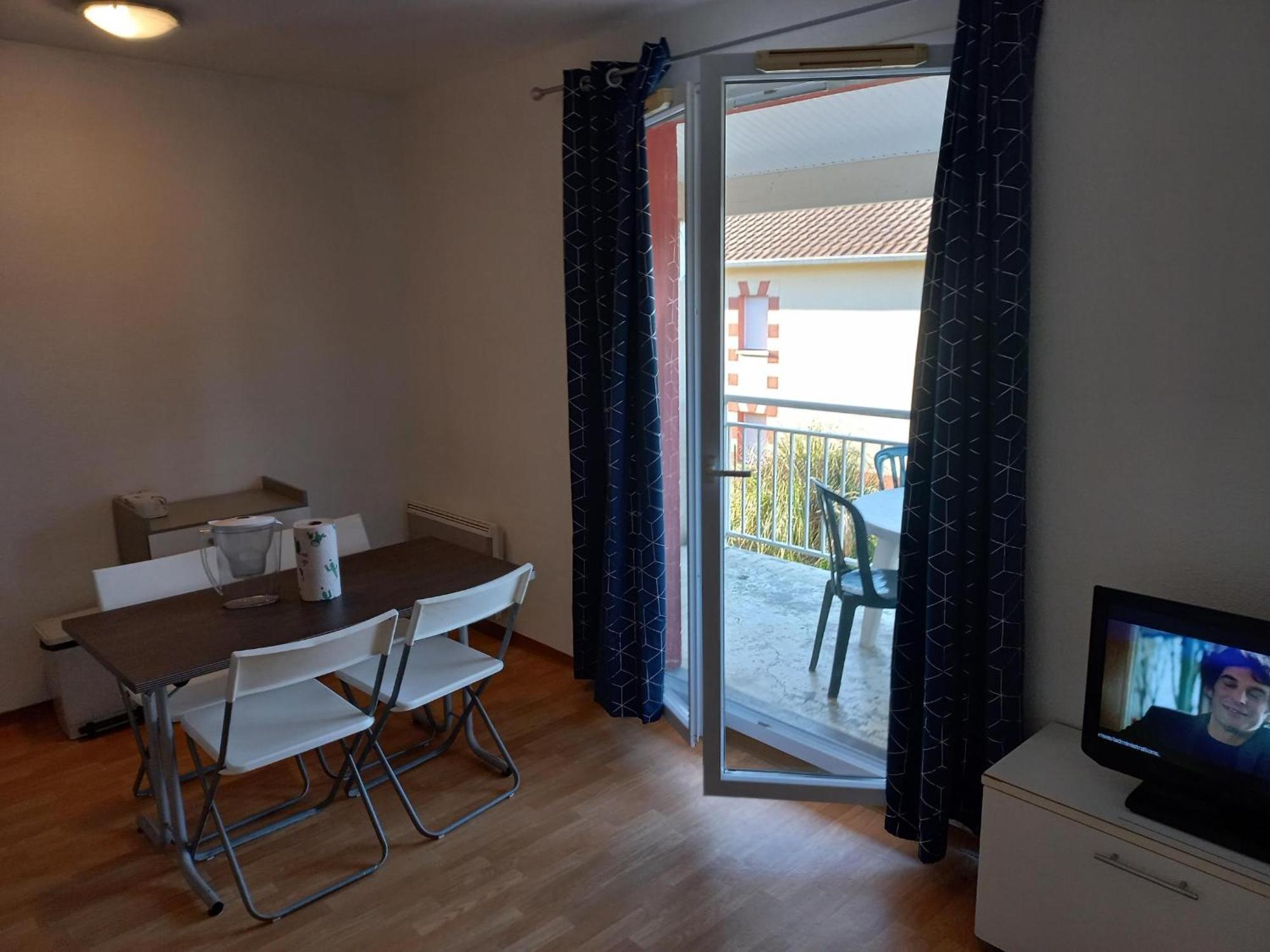 Appartement Le Verdon Sur Mer Esterno foto