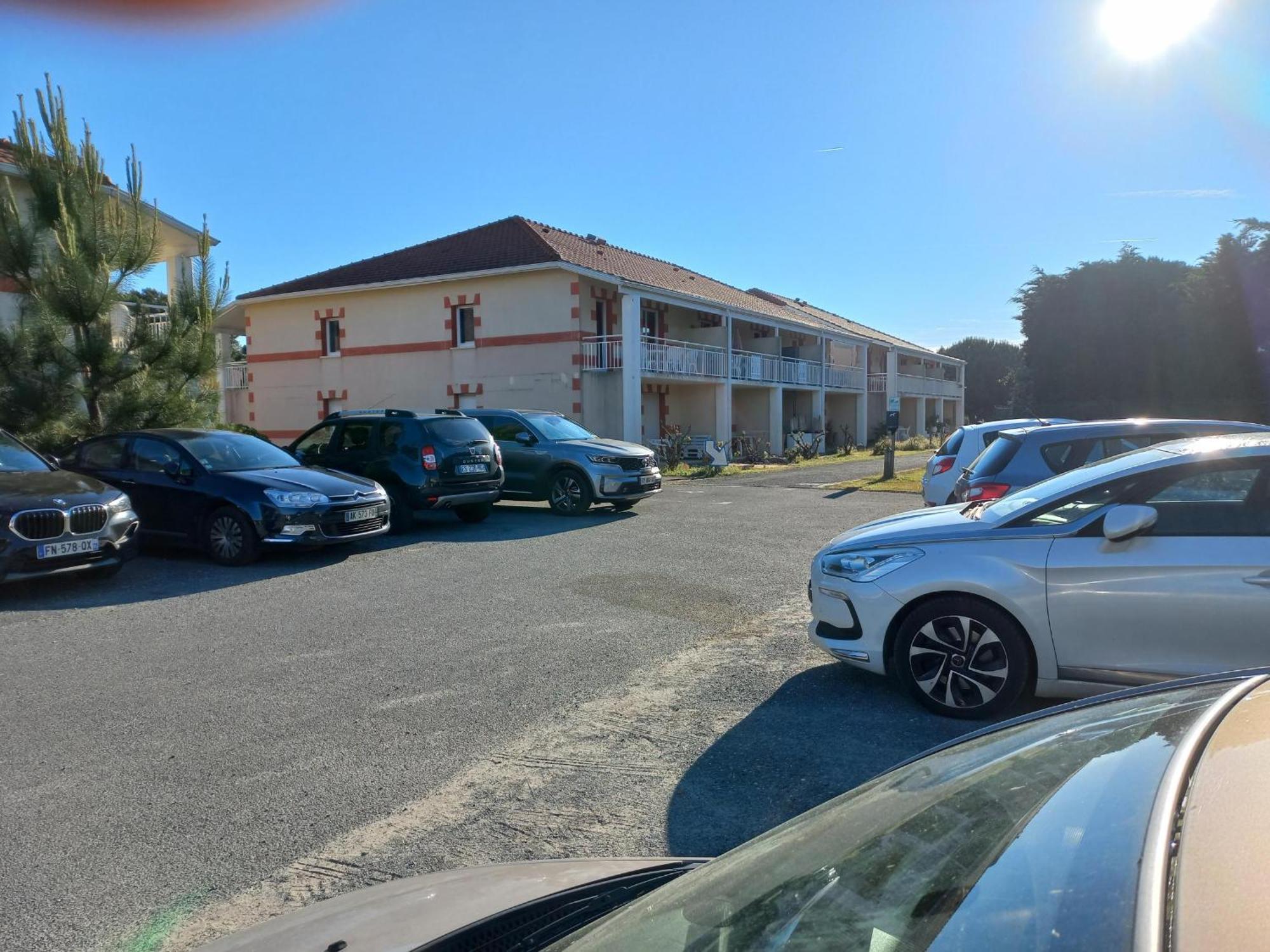 Appartement Le Verdon Sur Mer Esterno foto